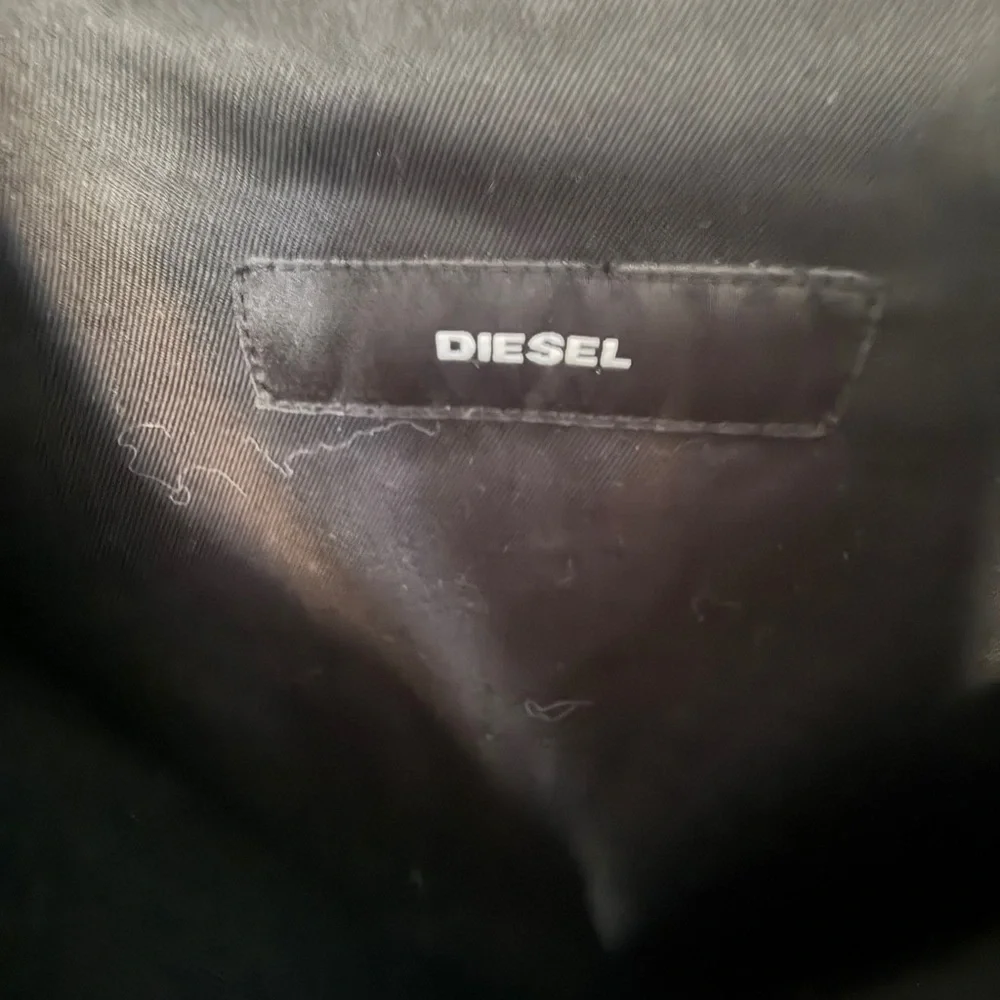 Diesel “Only The Brave Wolf Mountain” Button Up Shirt Mens Size L Black Rare EUC - Picture 2 of 5